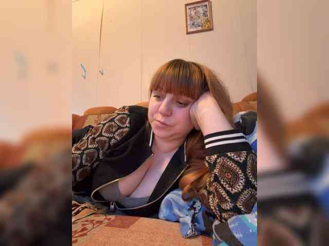 MilfaSguirt webcam