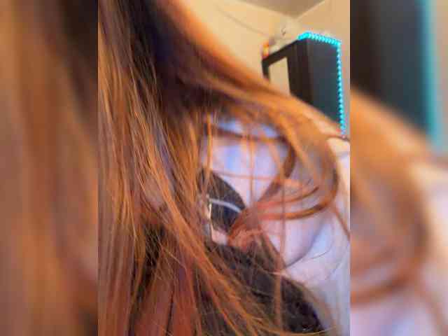 MilfaSguirt webcam
