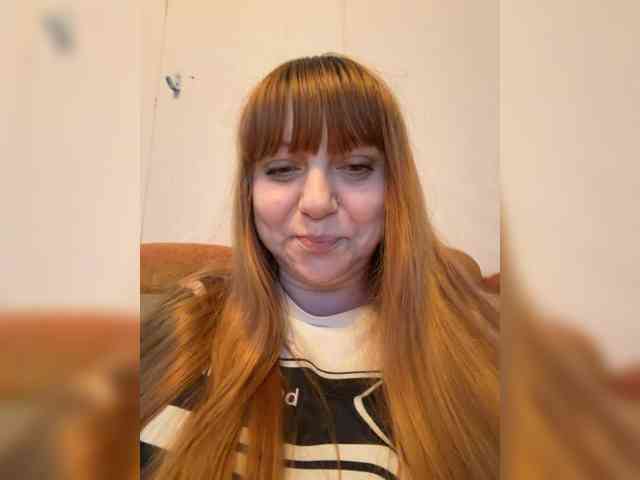 MilfaSguirt webcam