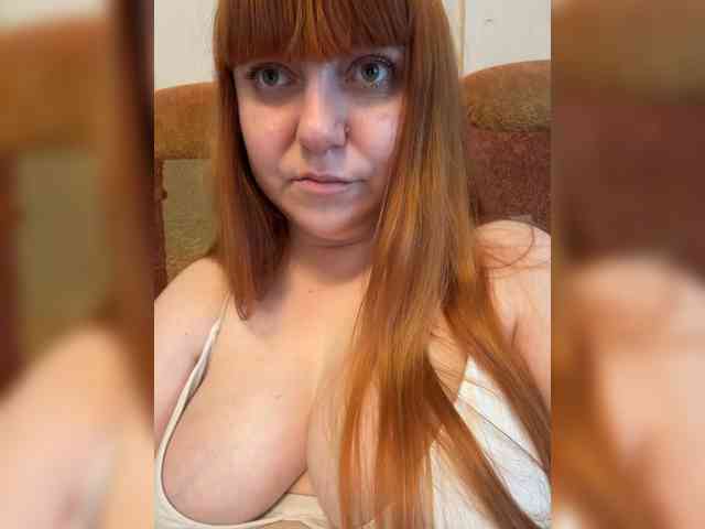 MilfaSguirt webcam