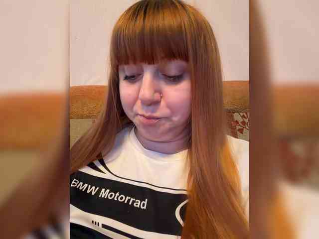 MilfaSguirt webcam