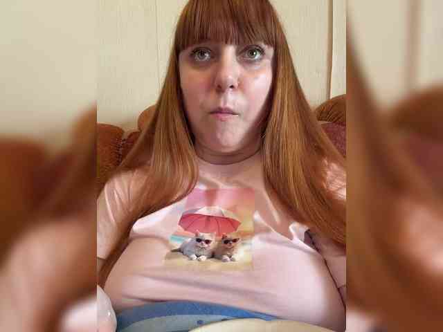 MilfaSguirt webcam