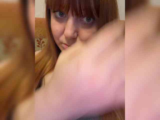 MilfaSguirt webcam
