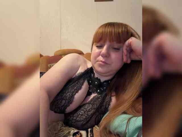 MilfaSguirt webcam