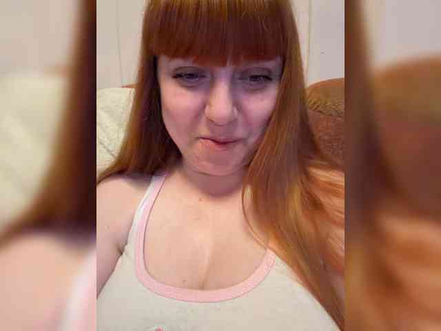 MilfaSguirt webcam