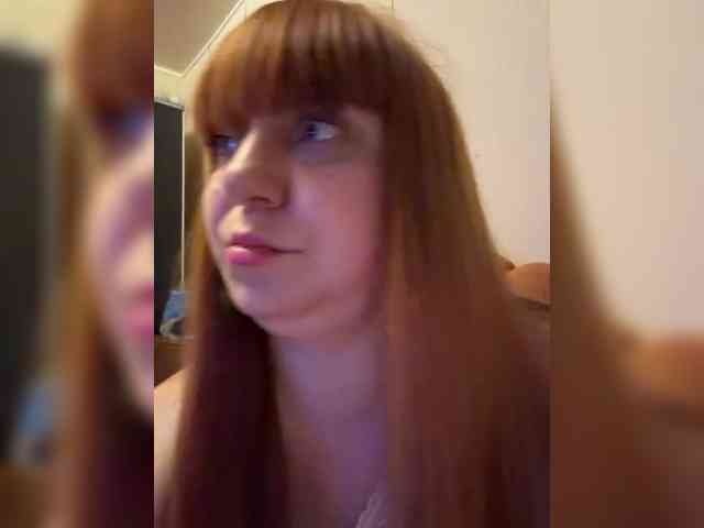 MilfaSguirt webcam