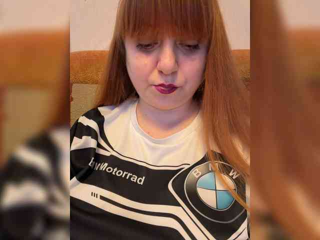 MilfaSguirt webcam
