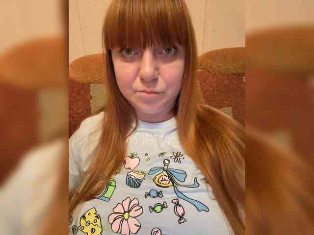 MilfaSguirt webcam