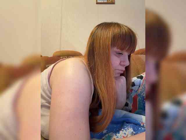 MilfaSguirt webcam
