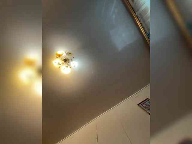 MilfaSguirt webcam