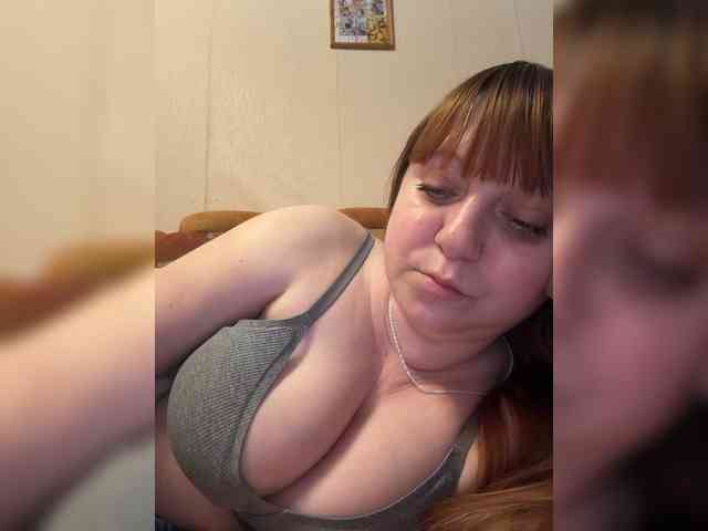 MilfaSguirt webcam