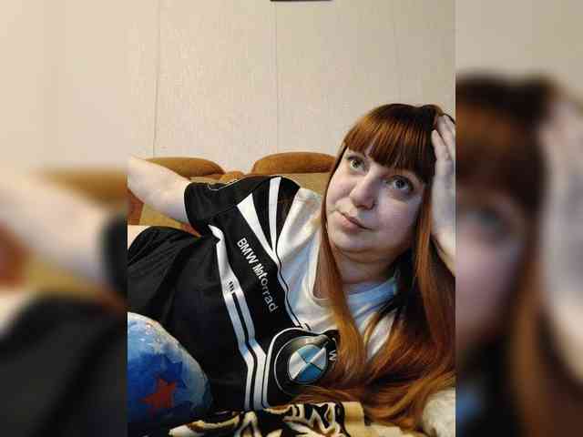 MilfaSguirt webcam