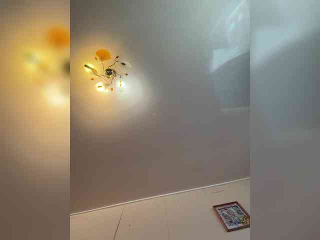 MilfaSguirt webcam