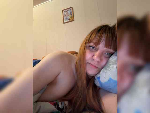 MilfaSguirt webcam