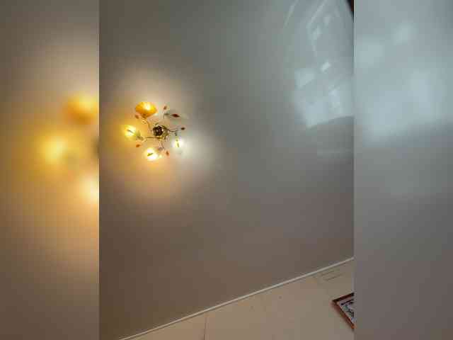 MilfaSguirt webcam