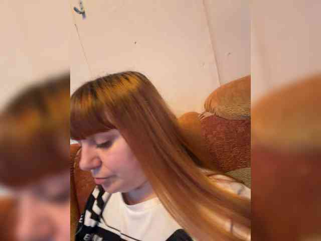 MilfaSguirt webcam
