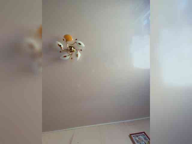 MilfaSguirt webcam