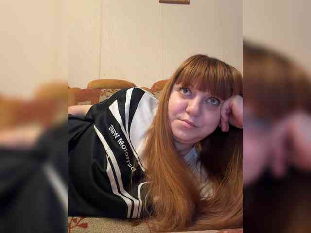 MilfaSguirt webcam