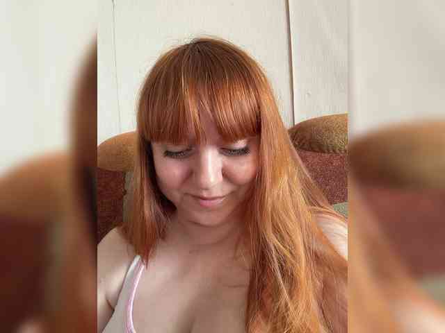 MilfaSguirt webcam