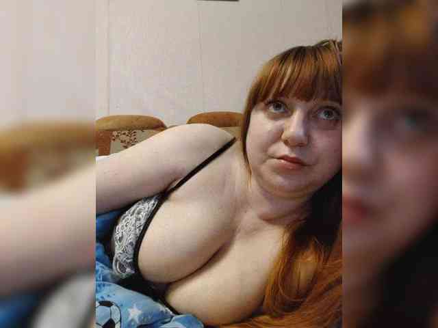 MilfaSguirt webcam