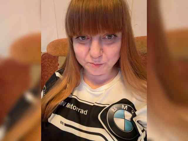 MilfaSguirt webcam