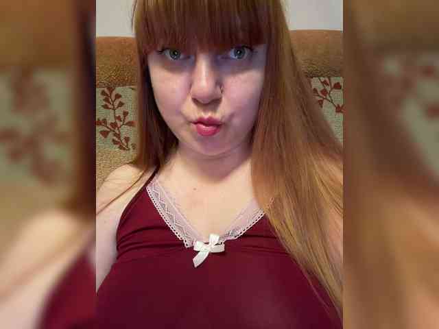 MilfaSguirt webcam