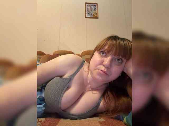 MilfaSguirt webcam
