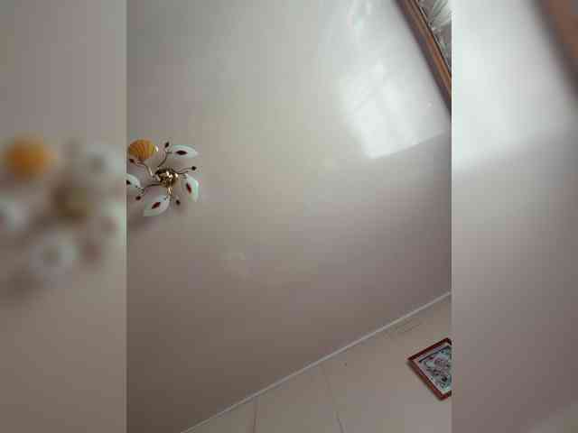MilfaSguirt webcam