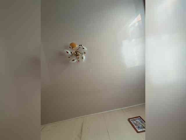 MilfaSguirt webcam