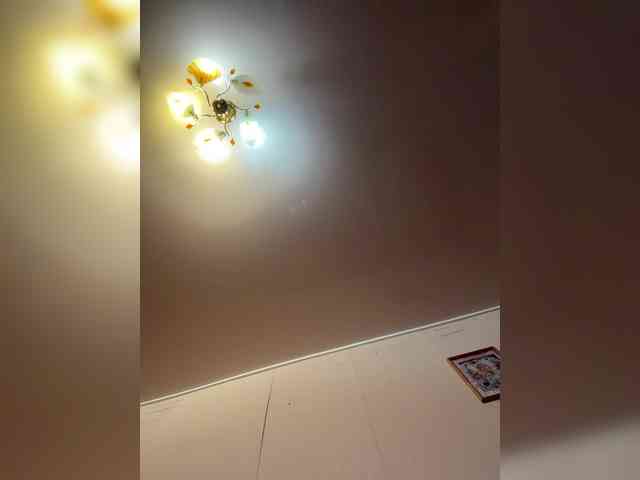 MilfaSguirt webcam
