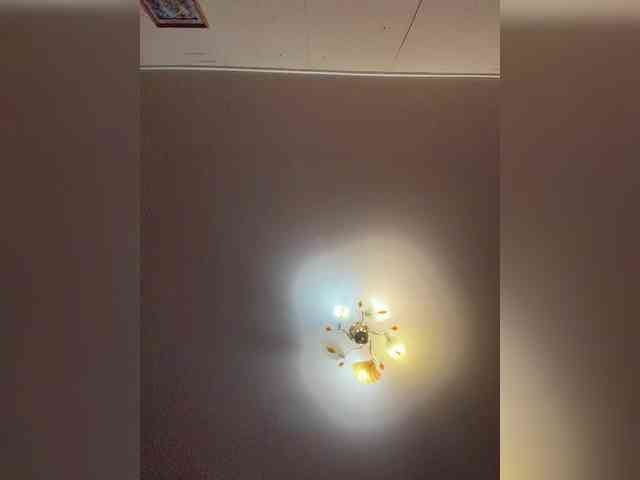 MilfaSguirt webcam
