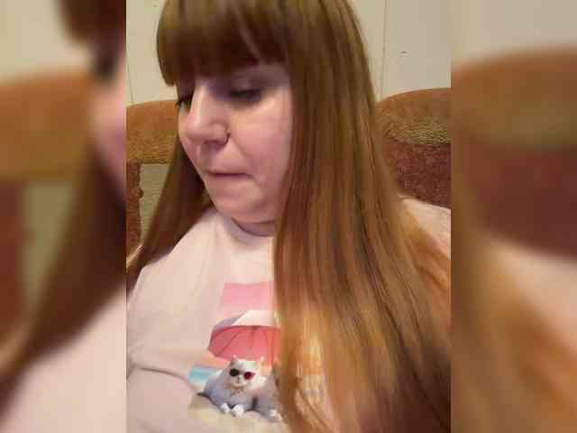 MilfaSguirt webcam