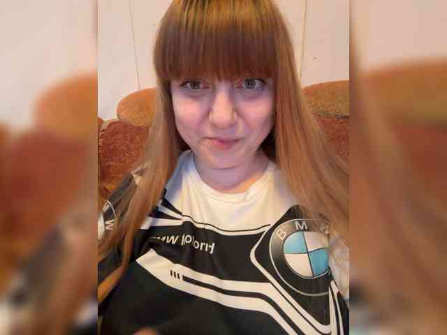 MilfaSguirt webcam