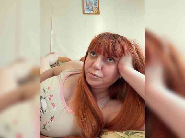 MilfaSguirt webcam