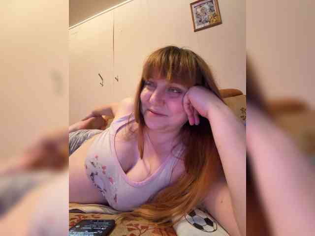 MilfaSguirt webcam