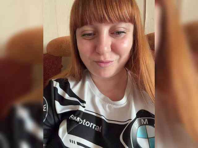 MilfaSguirt webcam
