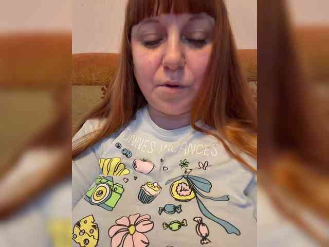 MilfaSguirt webcam