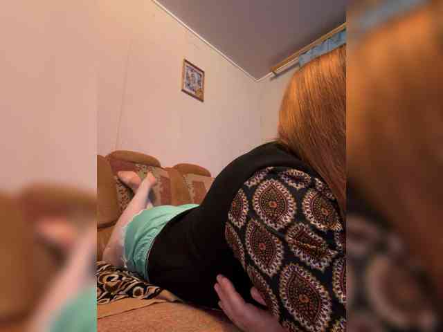 MilfaSguirt webcam