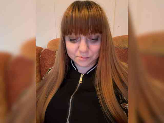 MilfaSguirt webcam