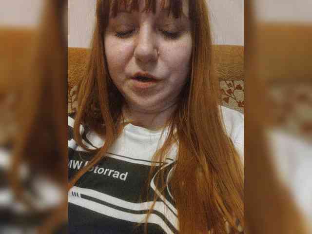 MilfaSguirt webcam