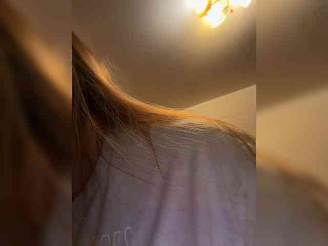 MilfaSguirt webcam