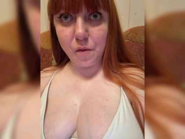 MilfaSguirt webcam