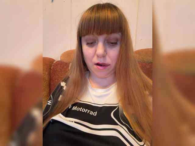 MilfaSguirt webcam