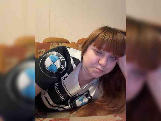 MilfaSguirt webcam