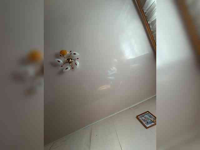 MilfaSguirt webcam