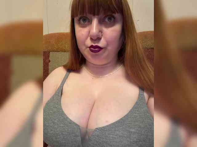 MilfaSguirt webcam