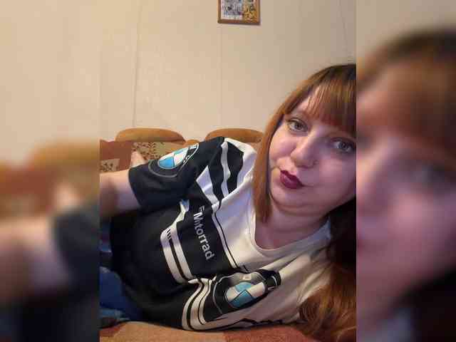 MilfaSguirt webcam