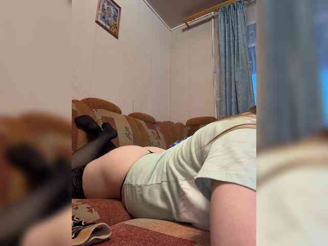 MilfaSguirt webcam