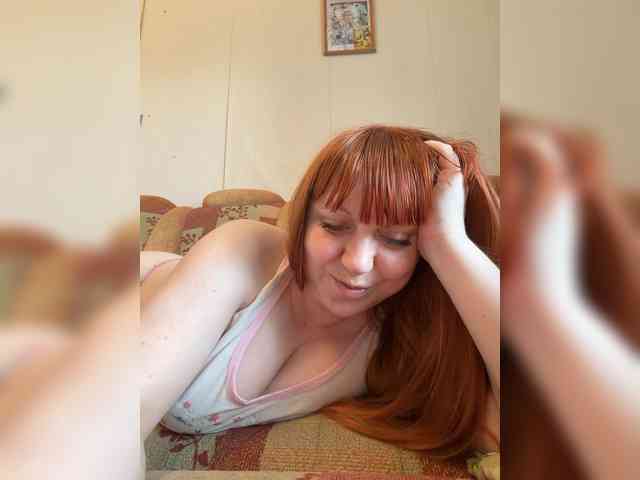 MilfaSguirt webcam