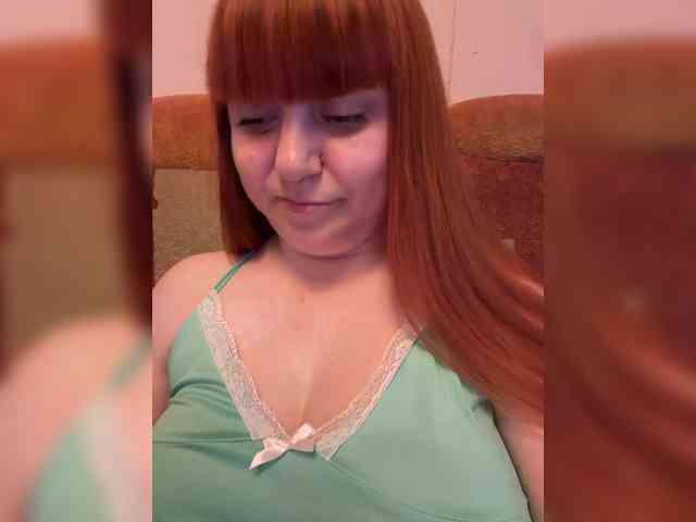 MilfaSguirt webcam
